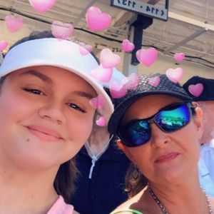 Meet your Posher, Monique